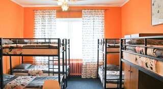 Гостиница АЛЛиС-ХОЛЛ Хостел Екатеринбург Двухъярусная кровать в 12-местном общем номере для мужчин и женщин-4