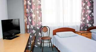 Гостиница АЛЛиС-ХОЛЛ Хостел Екатеринбург Кровать в общем четырехместном номере для женщин-6